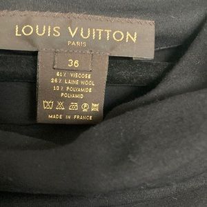Louis Vuitton black wool and viscose dress size 36. Bought in Paris. Classic.